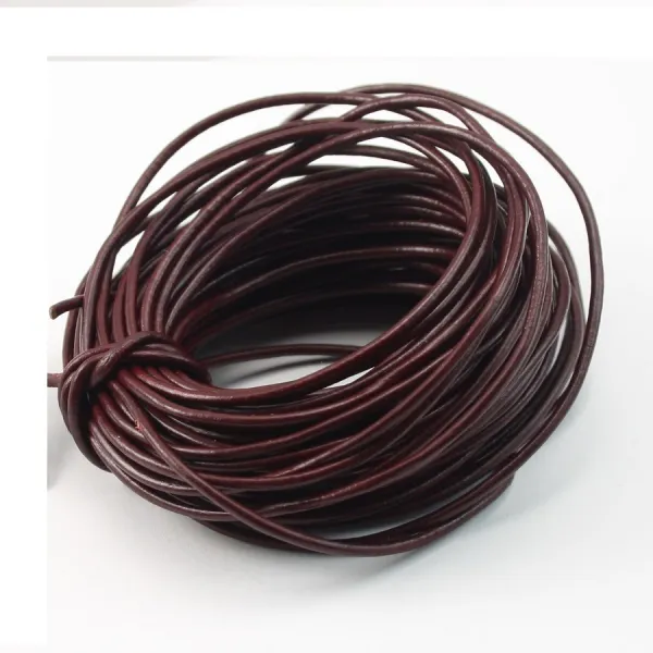 Fil en cuir bordeau  1.0mm x 1m 