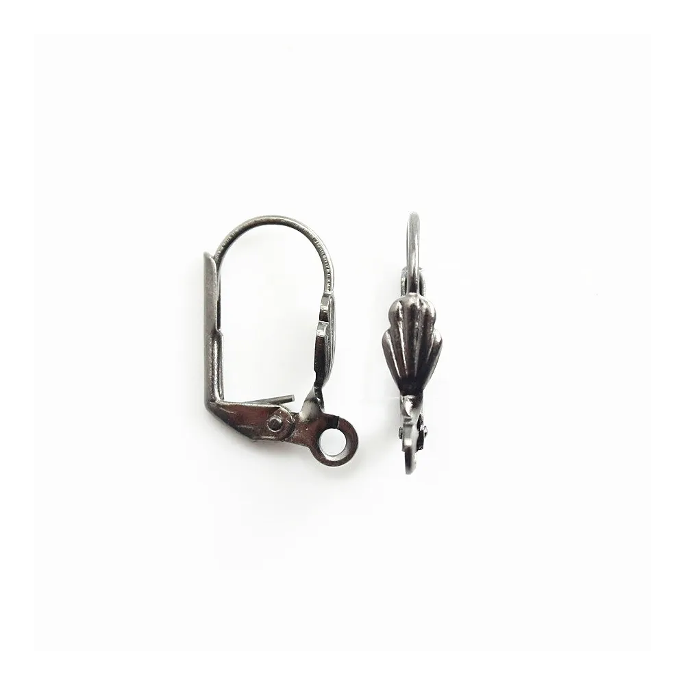 Dormeuse en coquillage noir 16mm x 4pcs