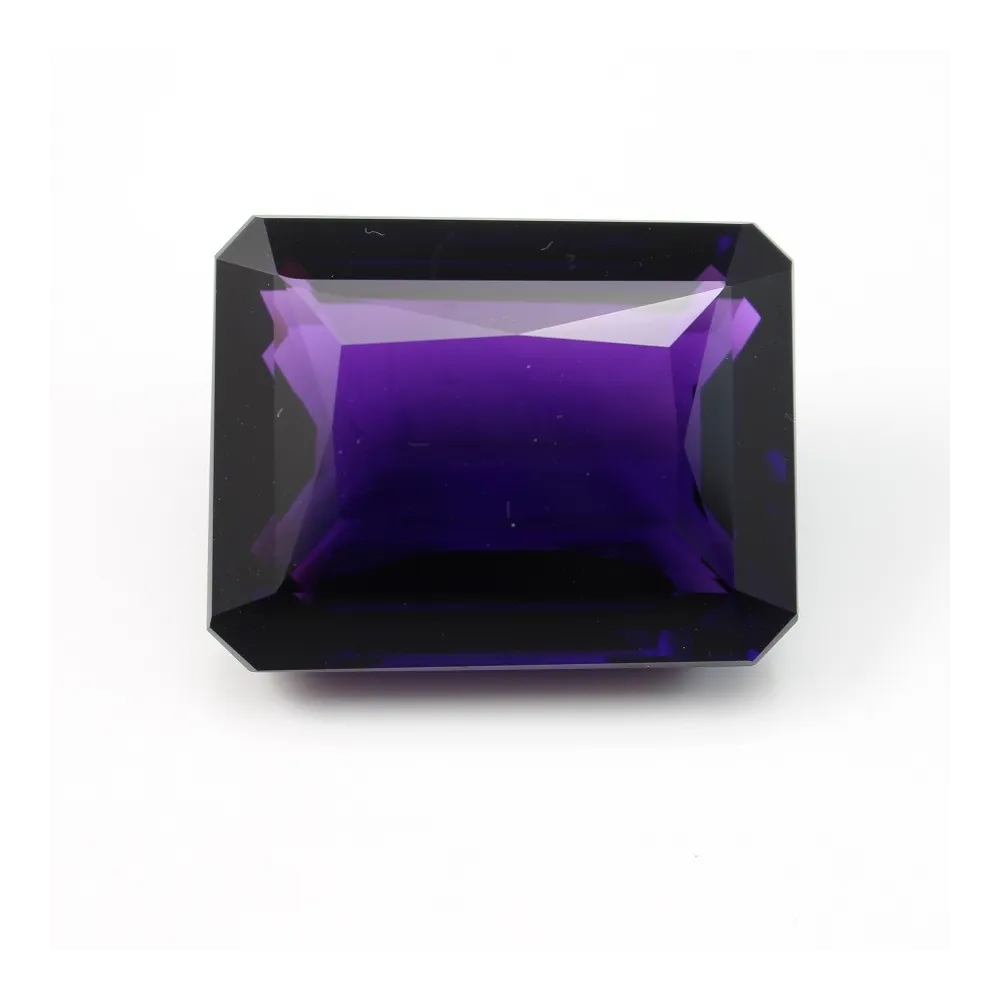 Améthyste Rectangle 31.5 x 24 mm 89.03CTS