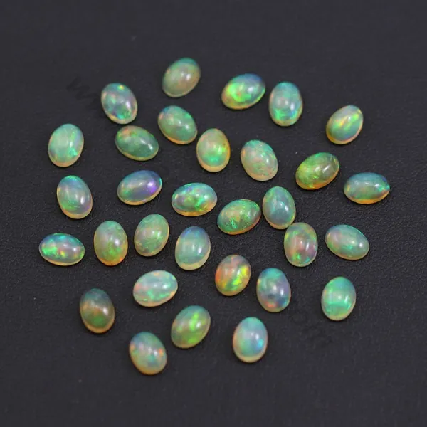 Agate noir  rhombe sertie en argent doré avec zirconium 15mm x 1pc