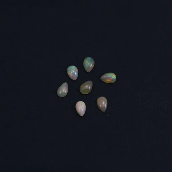 Cabochon opale ethiopian goutte 4x6mm x 1pc