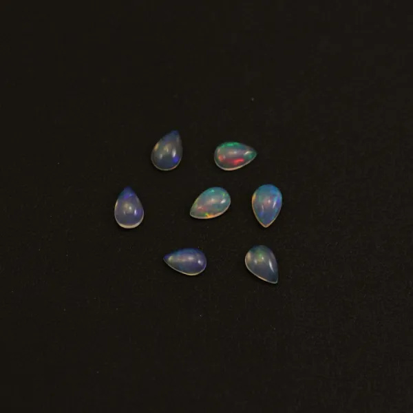 Cabochon opala etíope, gota 4x6mm x 1pc