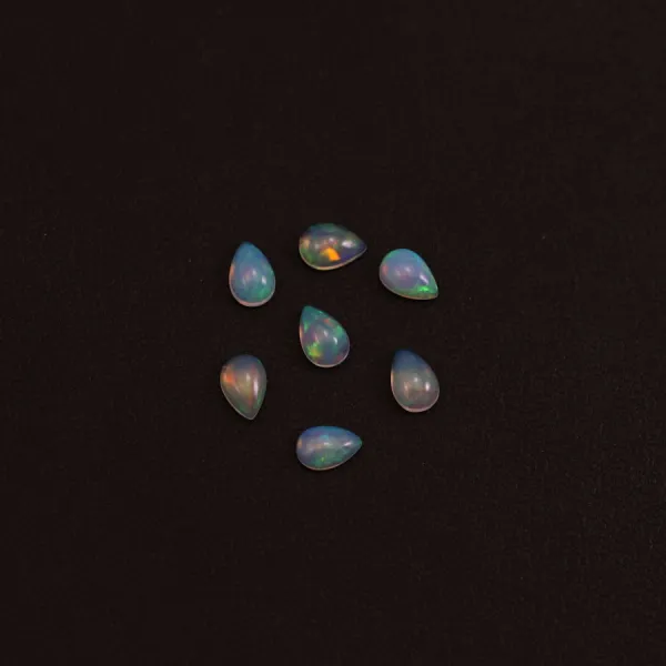 Cabochon opale ethiopian goutte 4x6mm x 1pc