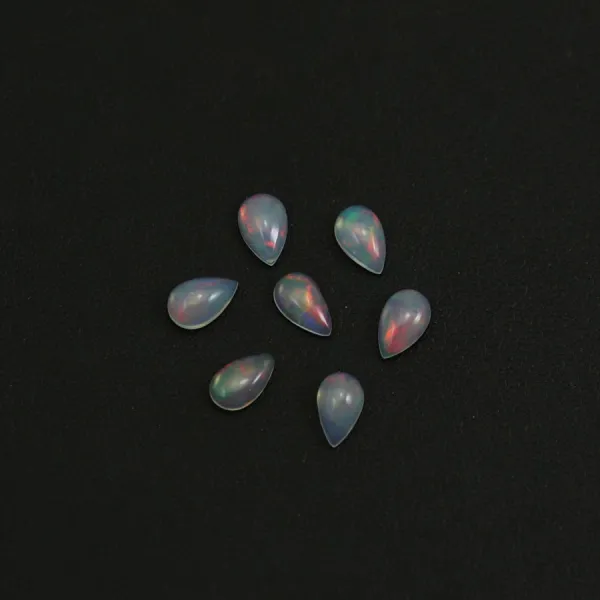Cabochon opala etíope, gota 5x8mm x 1pc
