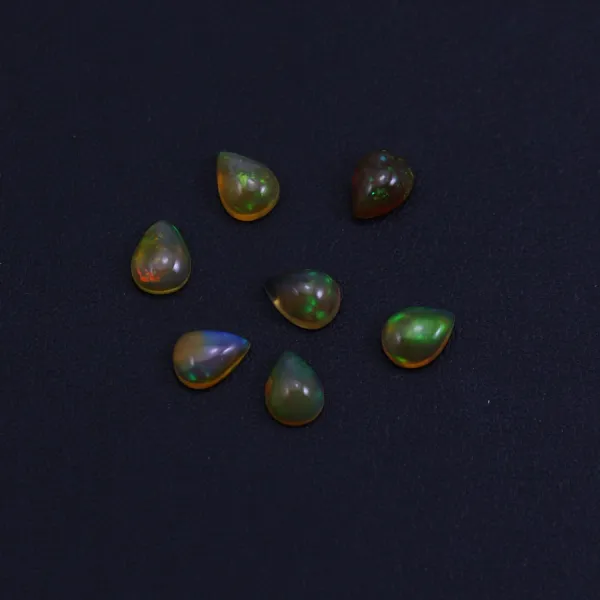 Cabochon opala etíope, gota 6x8mm x 1pc