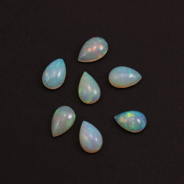 Cabochon opala etíope, gota 8x12mm x 1pc