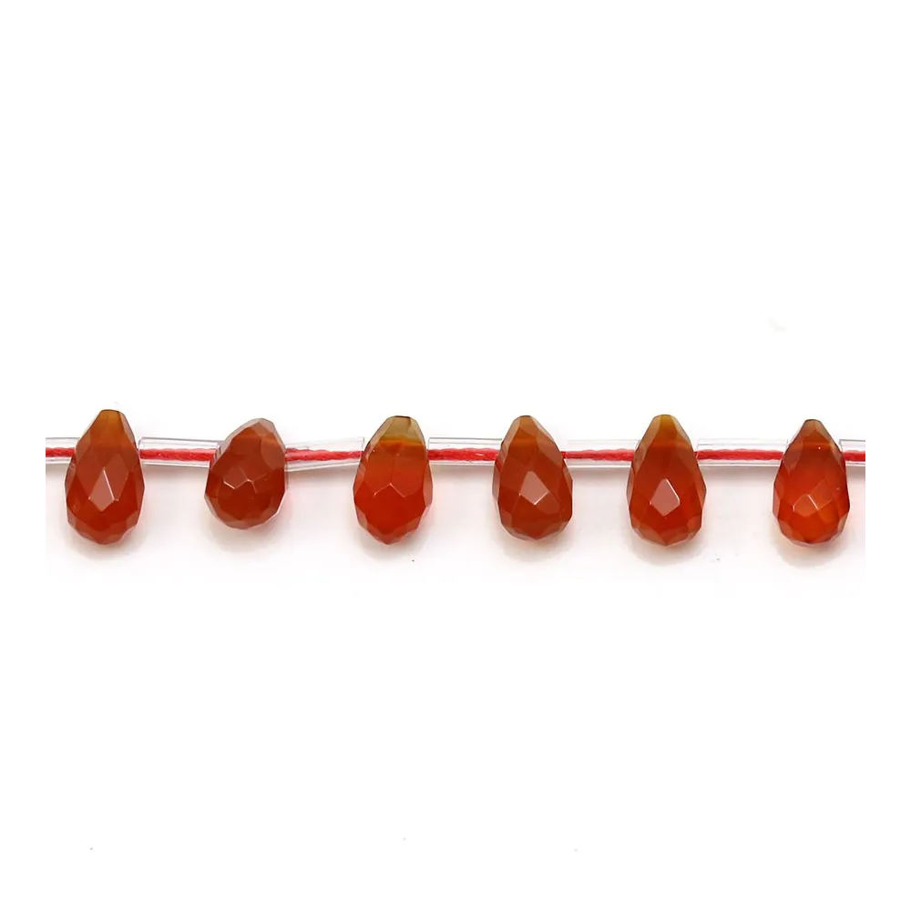Agate rouge, en forme de goutte facetté 6x9mm x 4pcs
