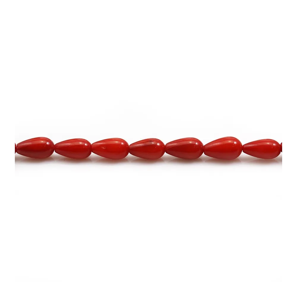 Bambou de mer teinté rouge, en forme de goutte 4.5x7.5mm x 38cm