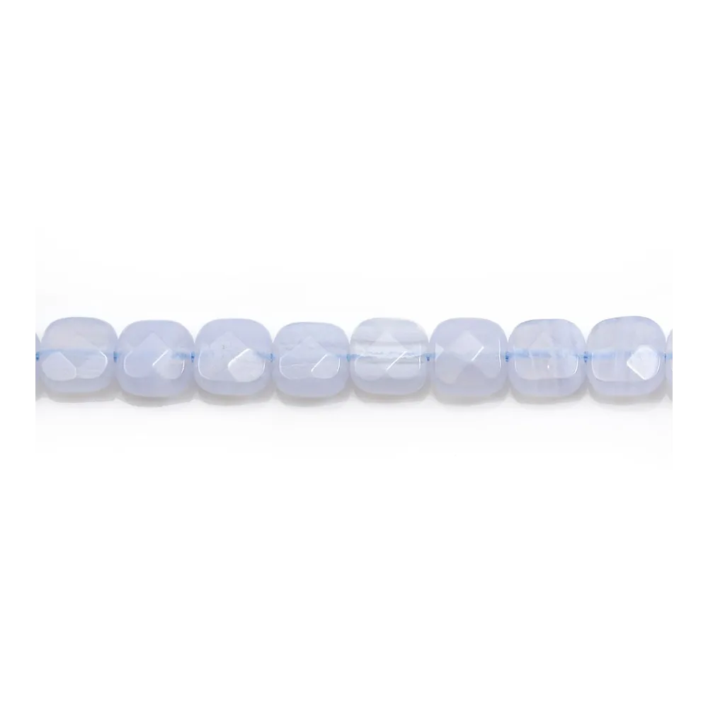 Calcédoine bleu, en forme de carré facetté 6mm x 4 pcs