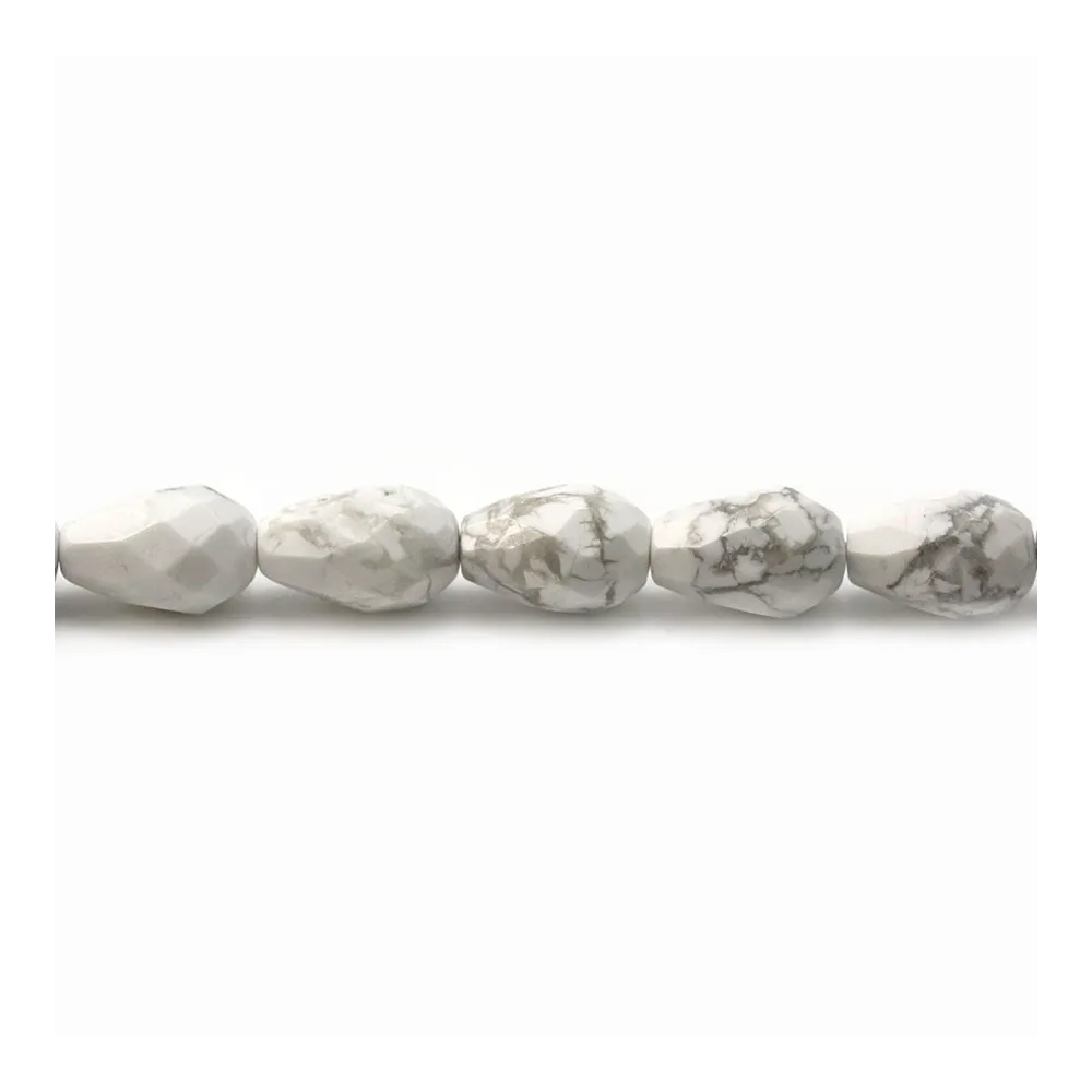 Howlite, en forme de goutte ronde facetté, 8 * 12mm x 4pcs