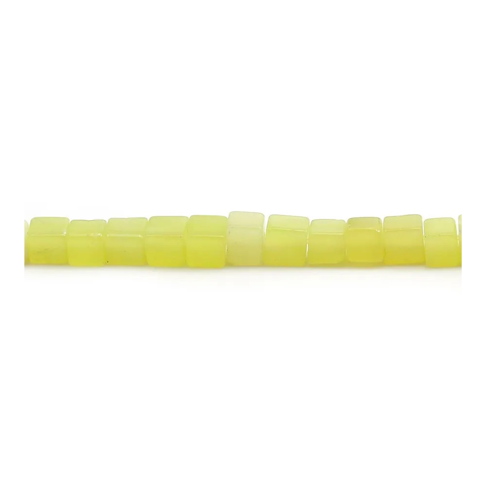 Jade lemon, en forme de cube 4mm x 39cm