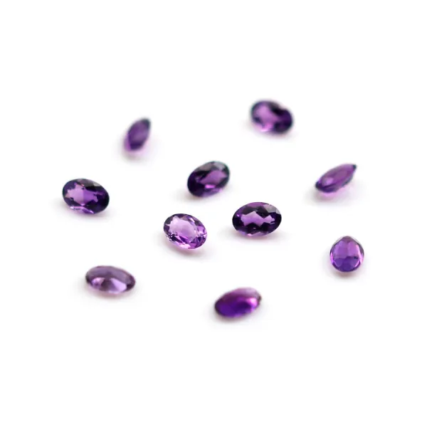 Ametista, ovale sfaccettata 4x6 mm x 1 pz