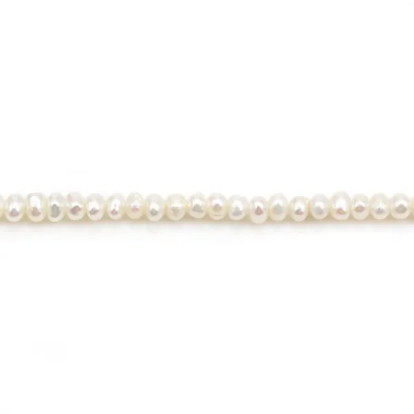Pérolas de água doce, brancas, ovais/irregulares, 2-3mm - AK x 36cm