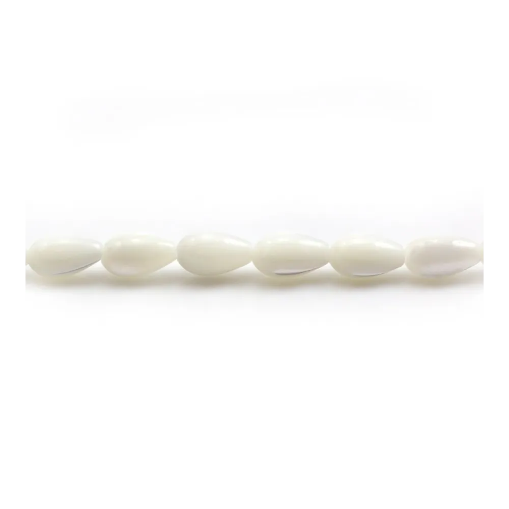 Nacre Blanche en Forme de  Goutte 5x8mm x 40 cm 