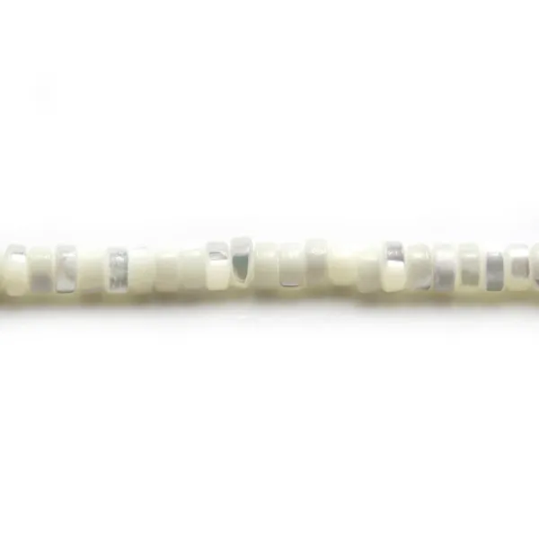 Nacre blanche en rondelle sur fil 2x4mm x 40cm