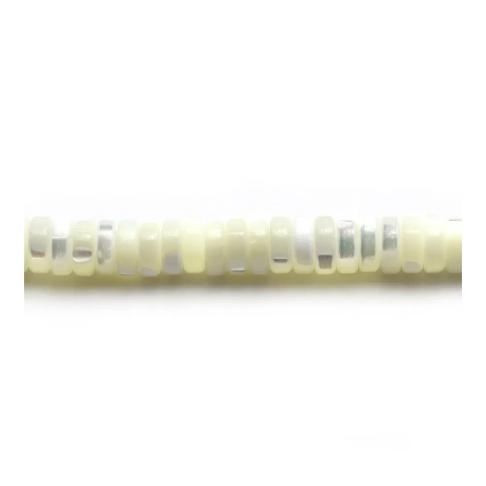 Nacre blanche en rondelle sur fil 2x6mm x 40cm