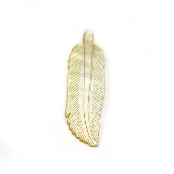 Nacre jaune en forme de feuille x 1pc