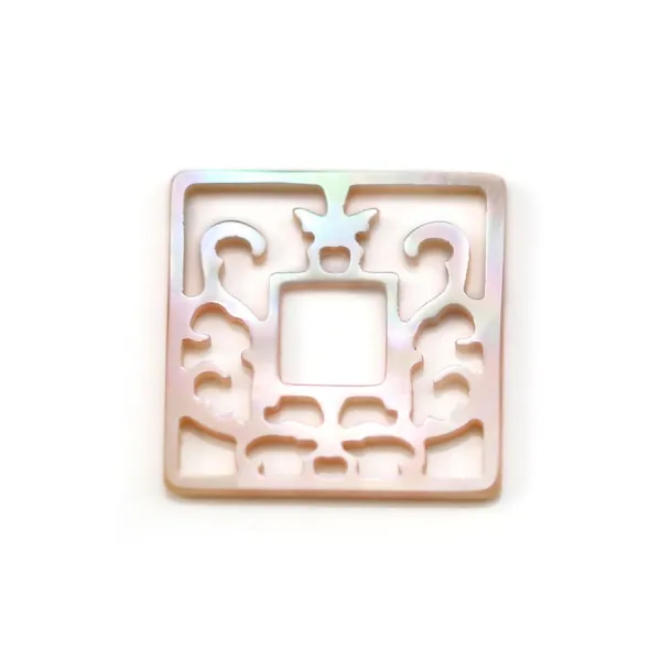 Nacre blanche carrée ajourée 18mm x 1pc