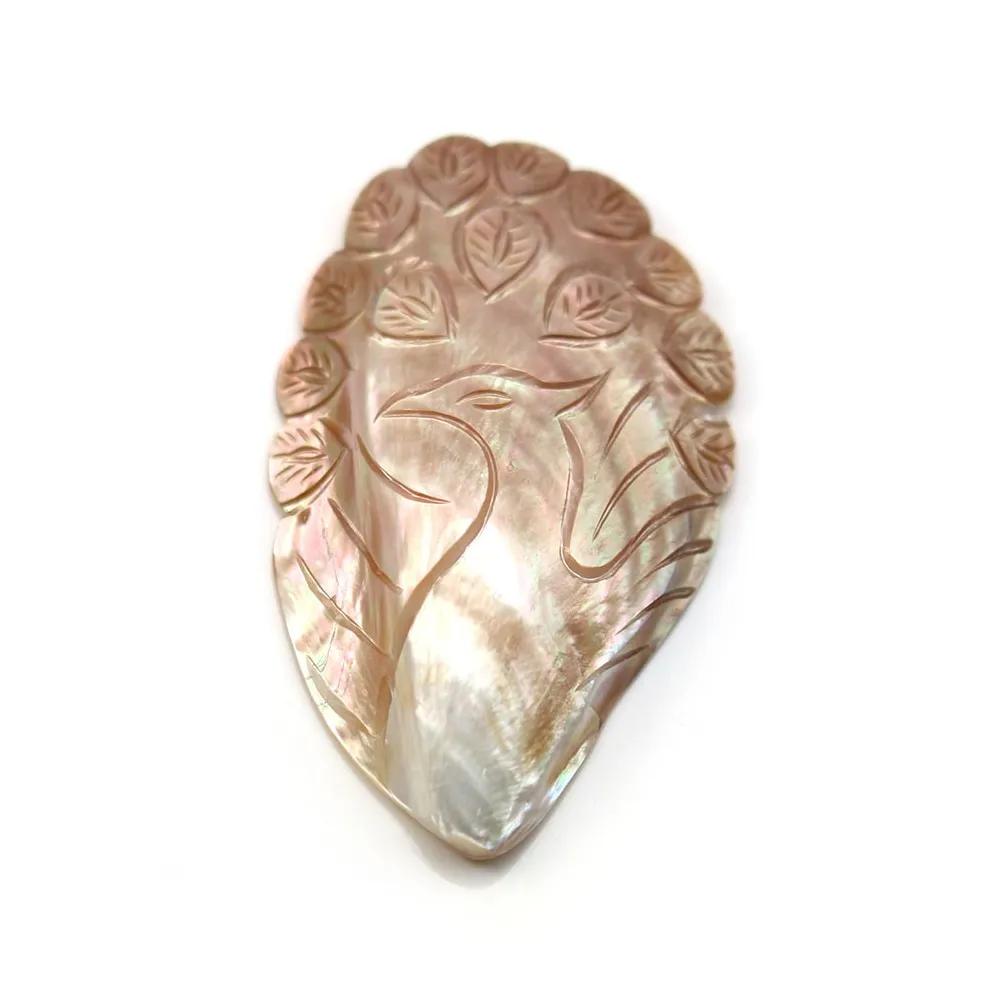 White mother-of-pearl alphabet x 1pc