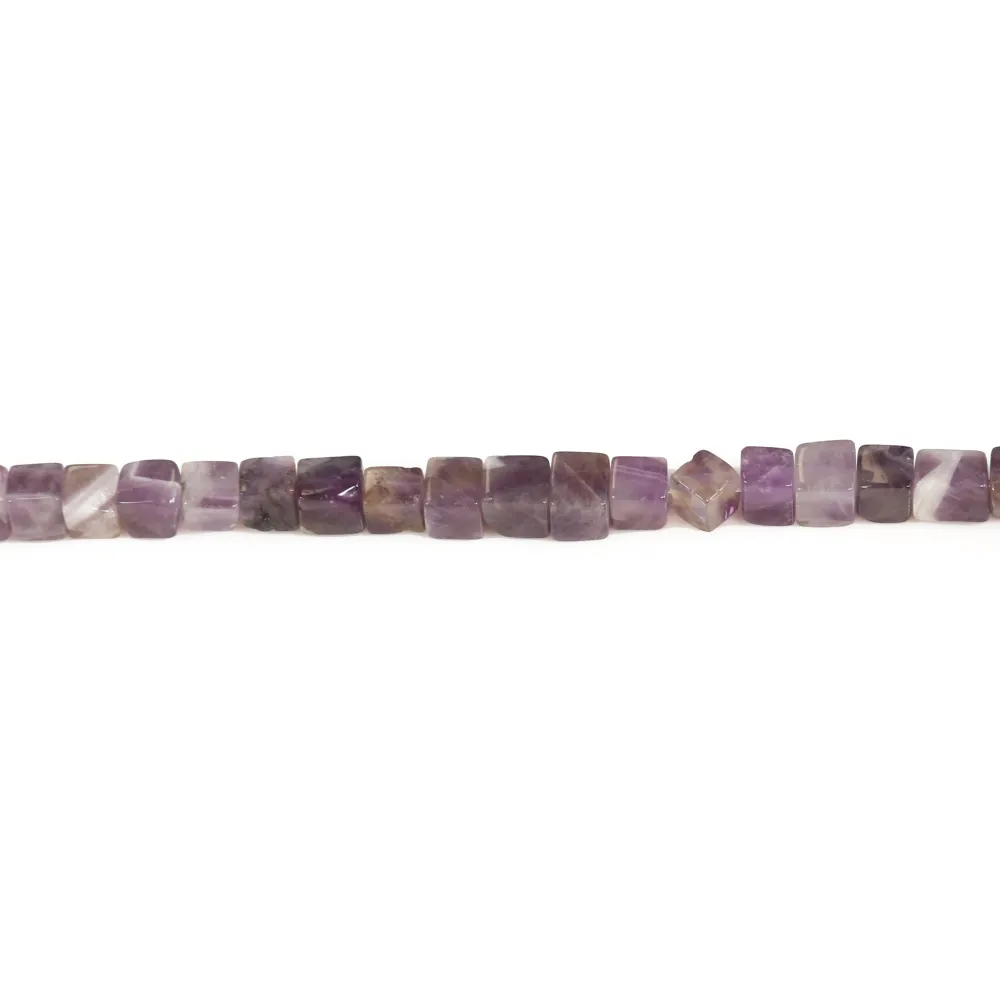 Améthysthe, en forme de cube 4mm x 40cm