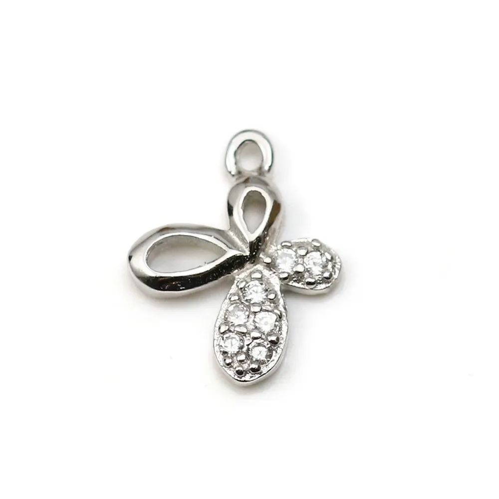 Breloque en argent 925 & zirconium, en forme de papillon, mesurant 9x11mm x 1pc