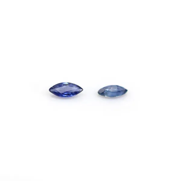 Saphir bleu à sertir, en forme de navette, 2.5 * 5mm x 1pc