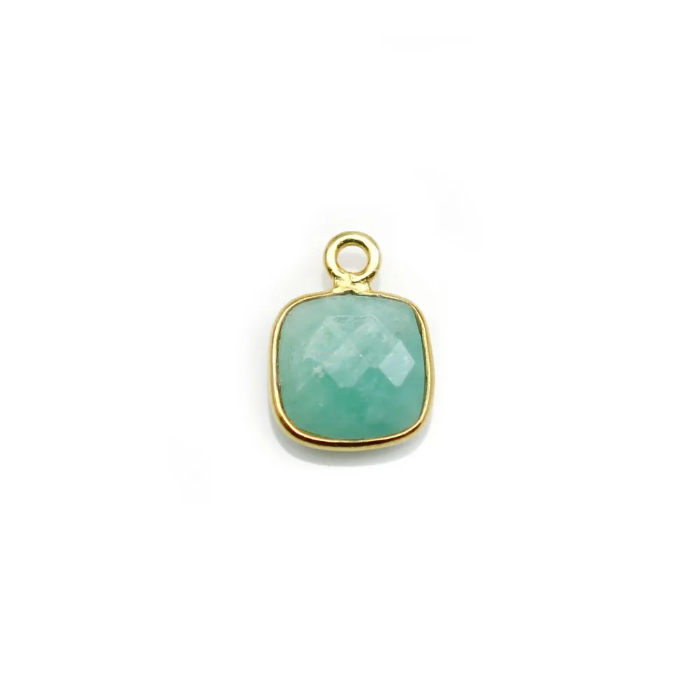 Amazonite carré facettée sertie sur argent doré 9mm, un anneau x 1pc