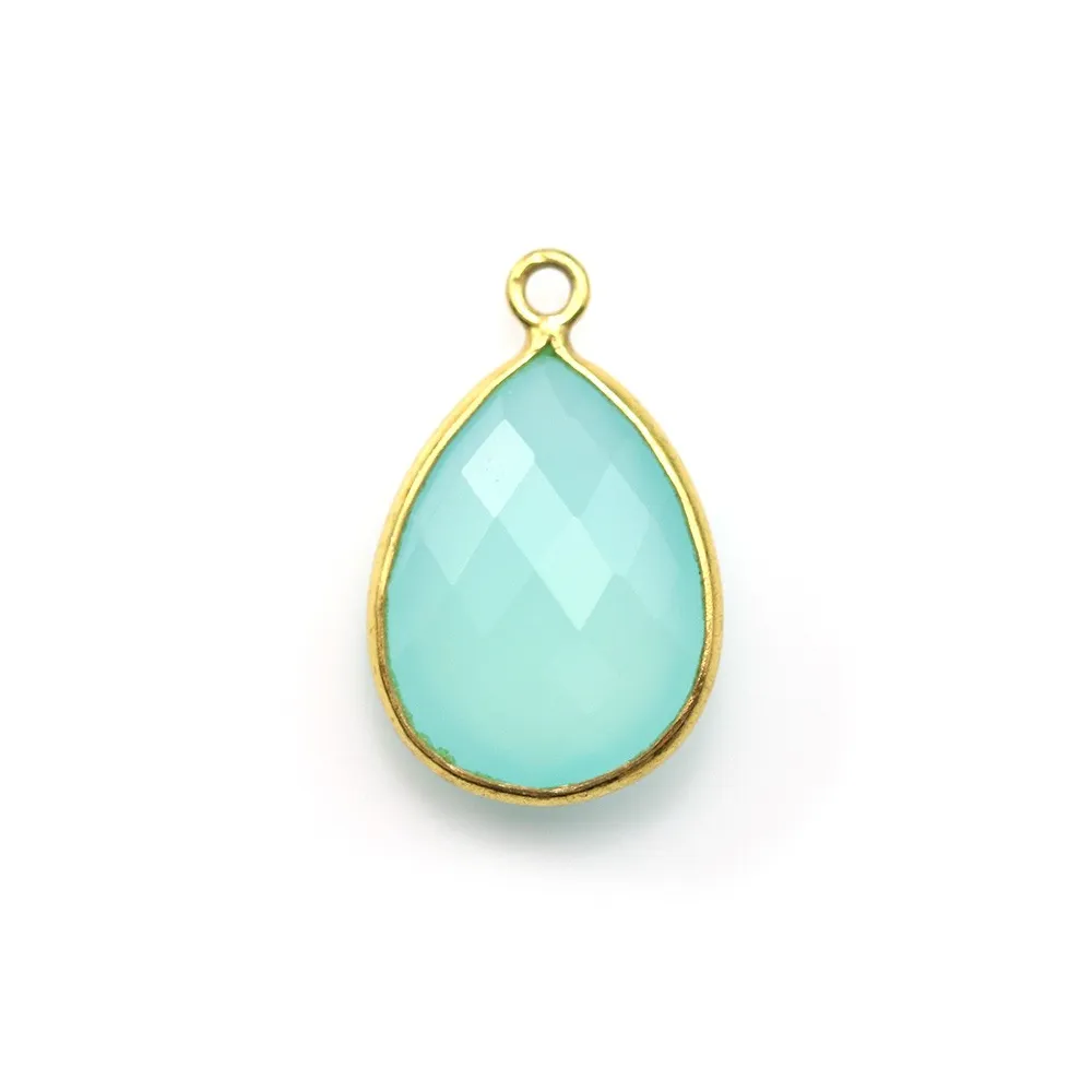 Calcédoine goutte facettée sertie sur argent doré 13x17mm x 1pc