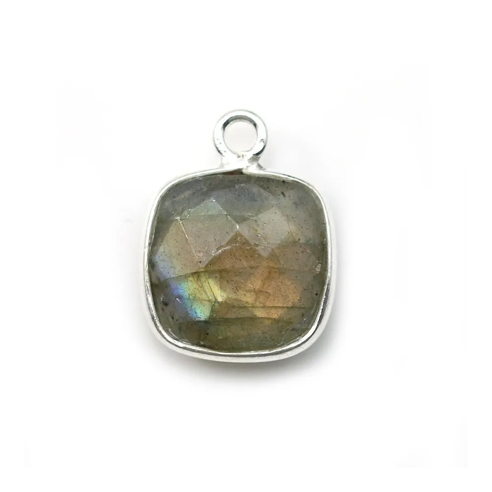 Labradorite coussin facette sertie sur argent 925 11mm x 1pc