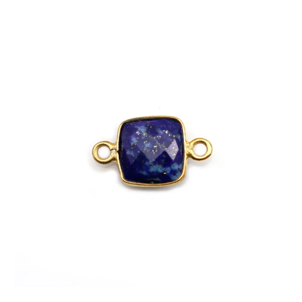 Lapis lazuli de forme carré, 2 anneaux, serti en argent doré, 9mm x 1pc