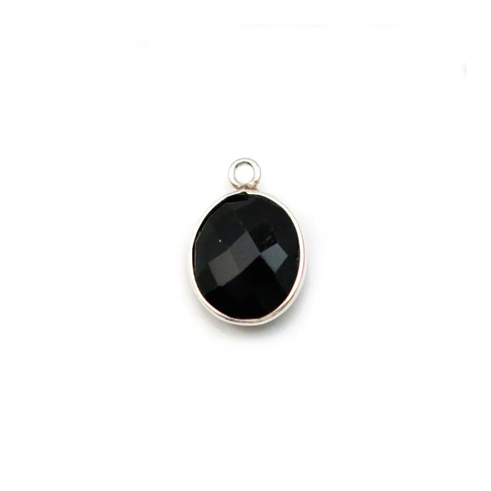 Agate noir de forme ovale, 1 anneau, sertie en argent , 9x11mm x 1pc