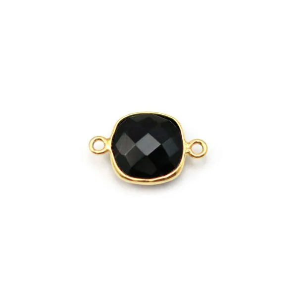 Agate noir de forme carré, 2 anneaux, serti en argent doré 9mm x 1pc