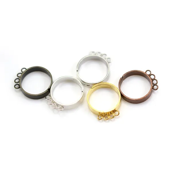 Bague réglable, de différentes couleurs, doté de 4 anneaux x 1pc