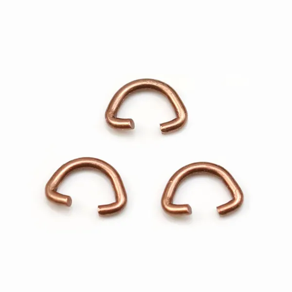 Bélière de couleur cuivre, en forme de triangle arrondi, 5x7mm x 10pcs