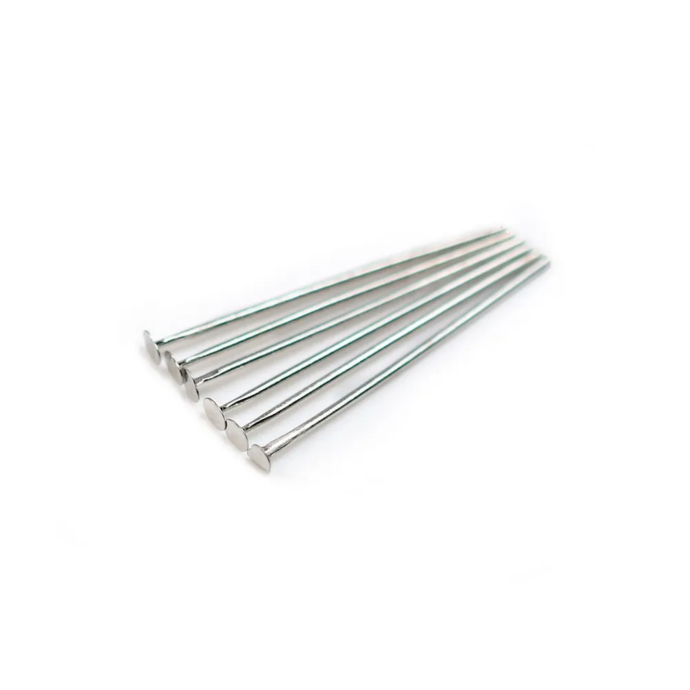 Clou en métal, avec en finition une "tête" plate,  0.6 * 20mm x 200pcs