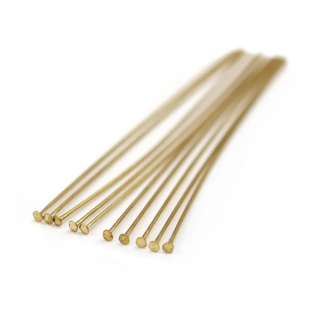 Clou en métal, avec en finition une "tête" plate, 0.6 * 50mm x 200pcs