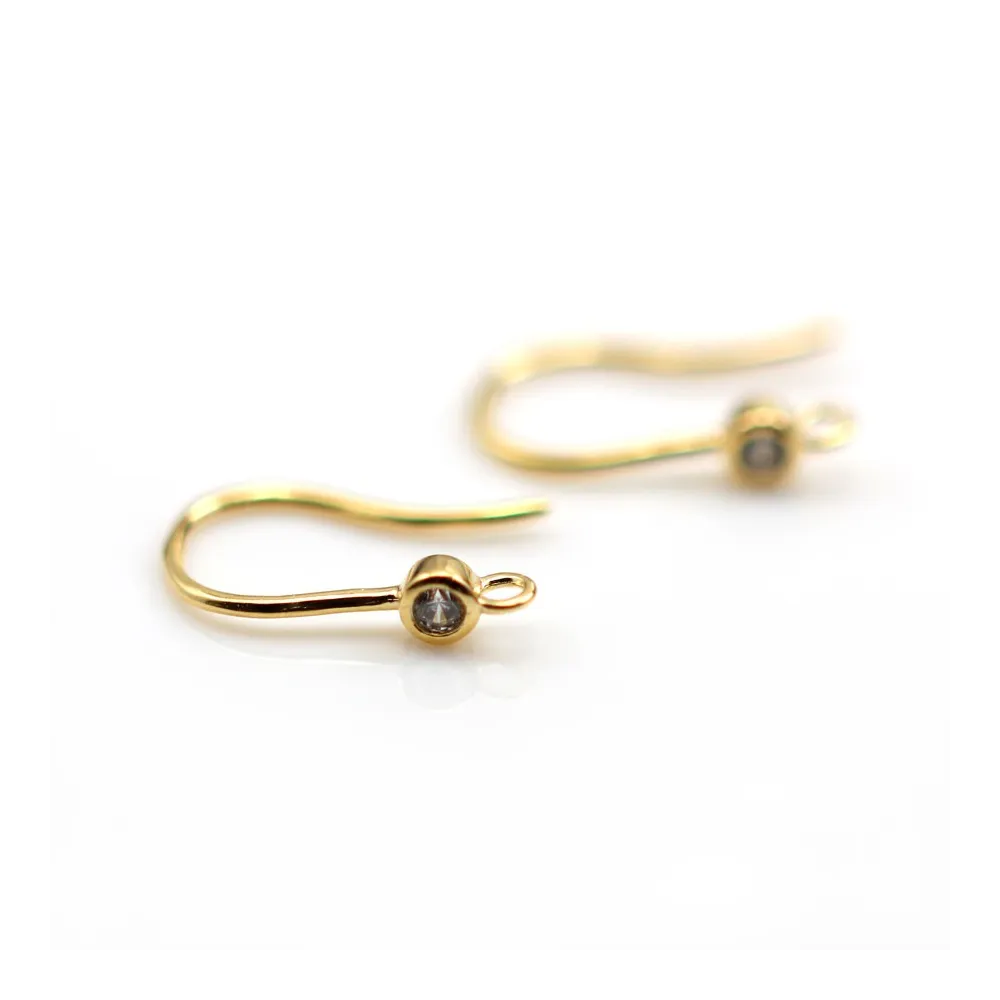 Crochet d'oreille 8x14mm , plaqué "flash " or sur laiton avec zirconium x 2pcs