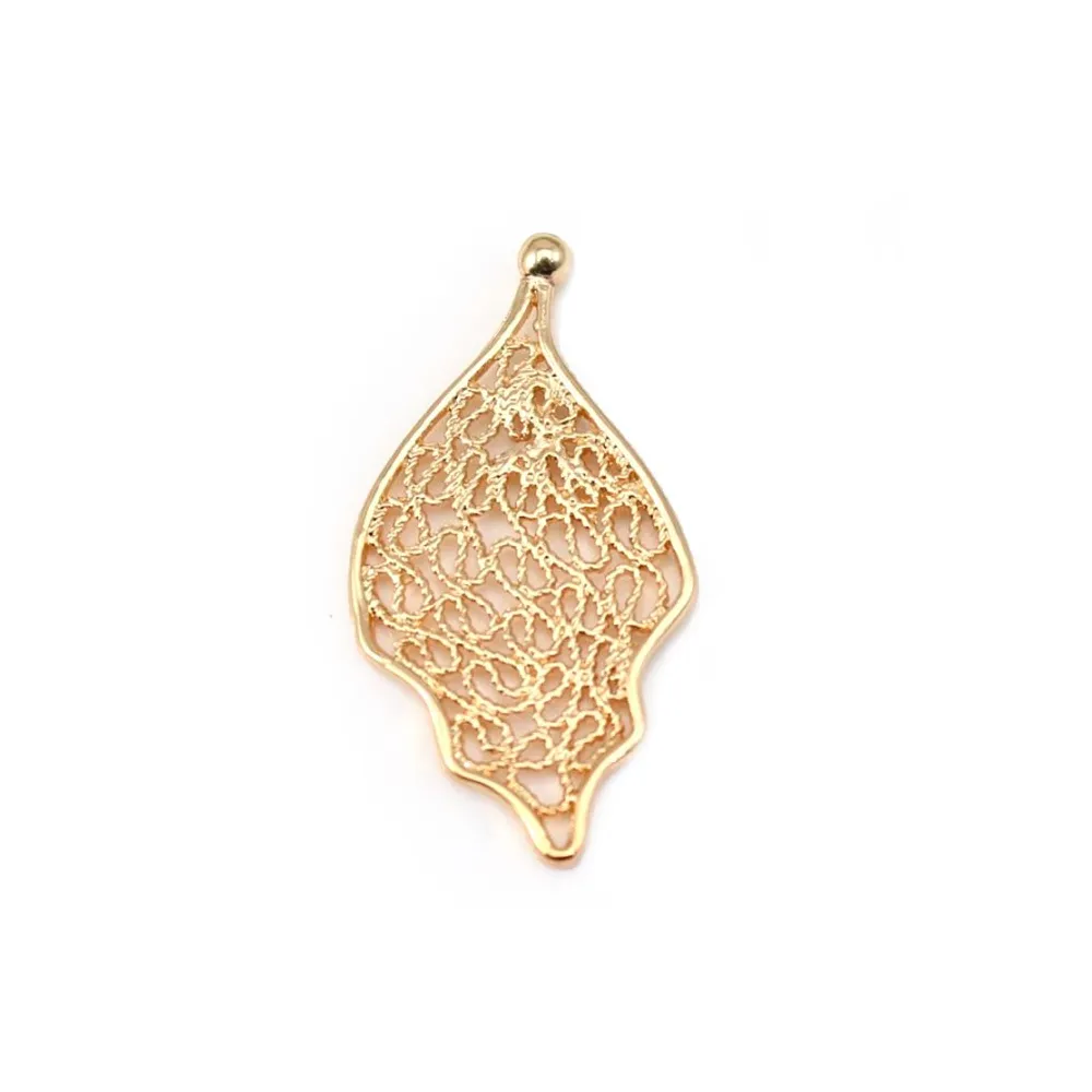  Leaf by "flash" Gold on brass 17x33mm x1pc