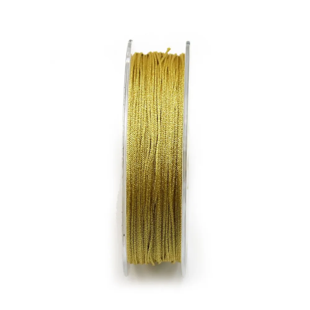 Fil polyester de couleur doré pailleté 0.8mm x 29m