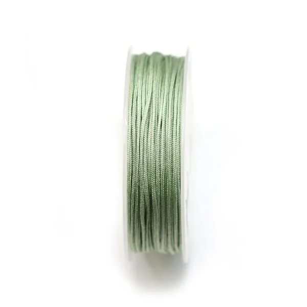 Fil polyester vert amande claire irisé 1.5mm x 15m