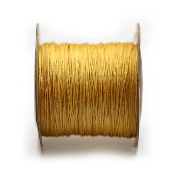 Fil polyester, de couleur orangé, 0.5mm x 5 m