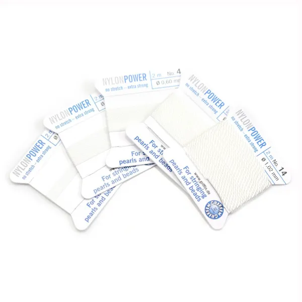 Fil power nylon avec aiguille inclus, de couleur blanc x 2m