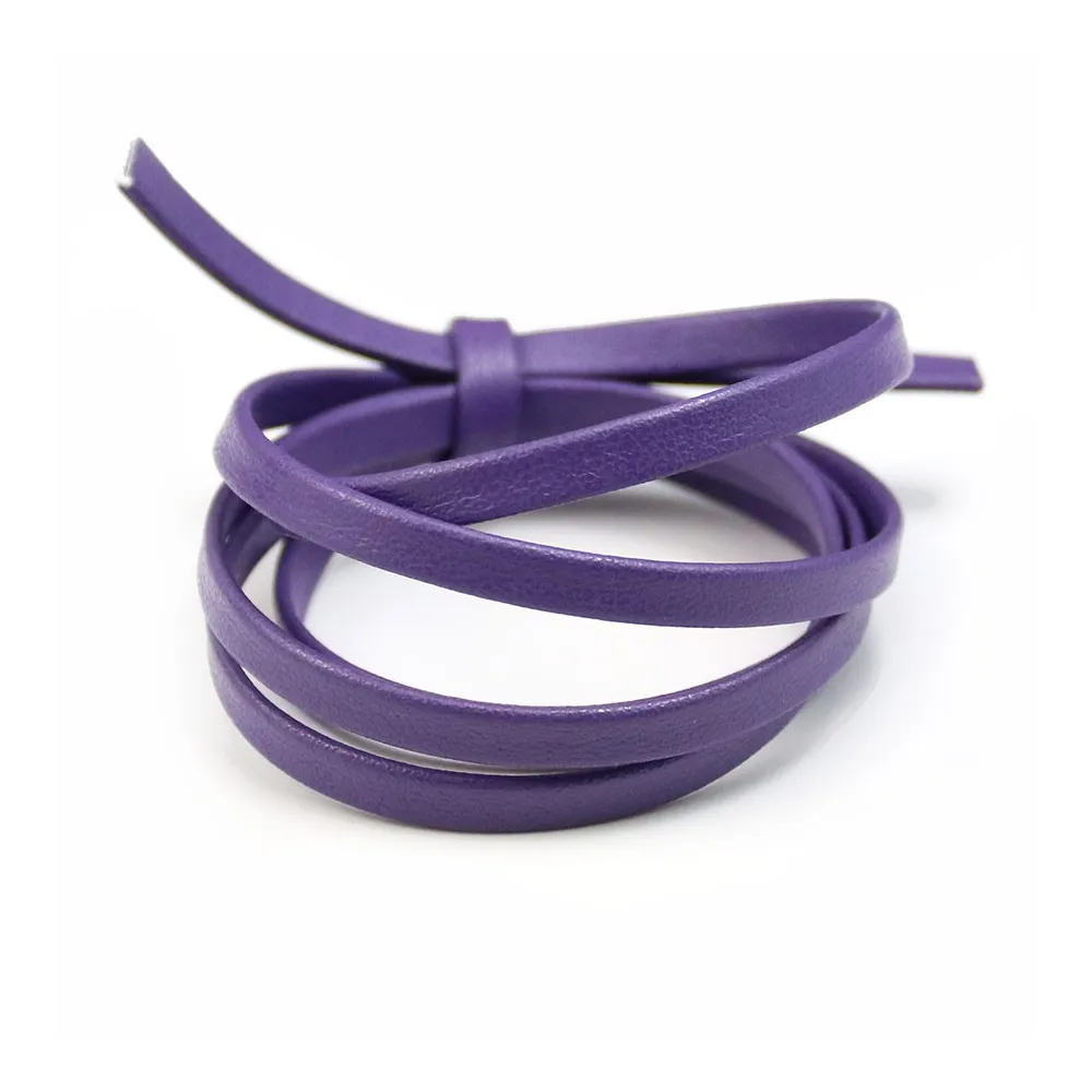 Cuir synthétique, de forme plate, de couleur violet irisé, 5mm x 90cm