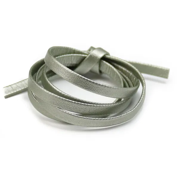 Cuir synthétique, de forme plate, de couleur gris-vert, 5mm x 90cm