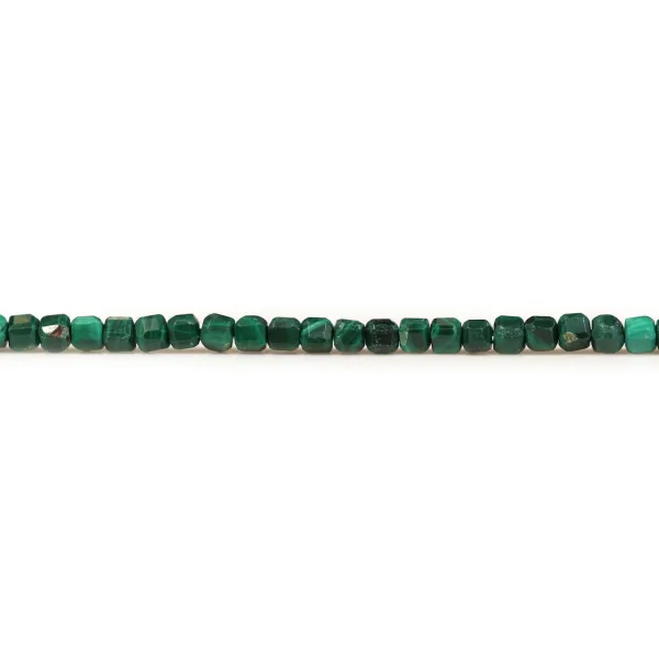 Malachite en forme de cube facette 2mm x 40cm