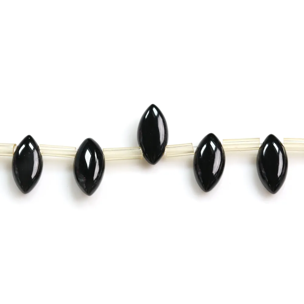 Agate noire losange 5x10mm x 40cm