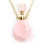 Collier en plaquée par "flash" or sur laiton avec pendentif flacon de parfum en Quartz rose