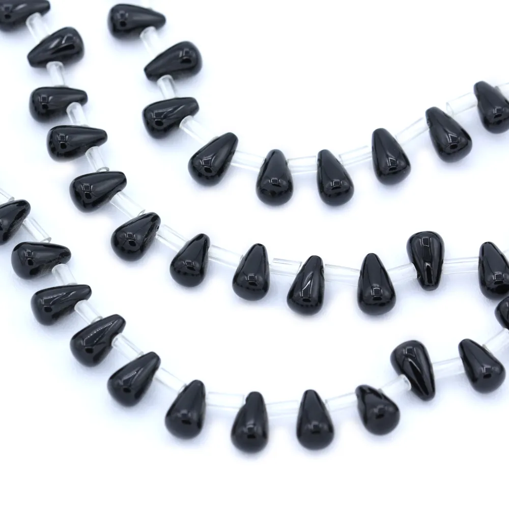 Agate noire goutte 5x8mm x 40cm