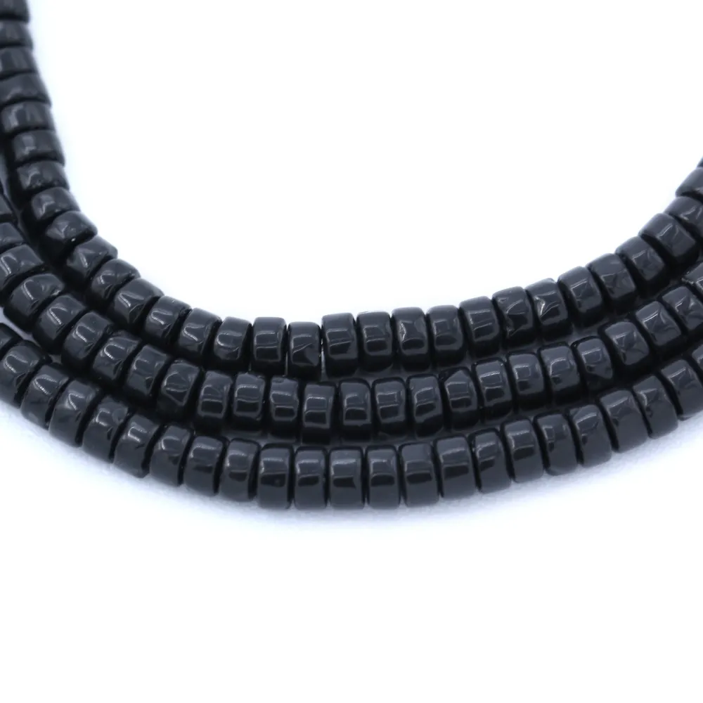 Agate noire, en forme de Heishi 2x4mm x 40cm