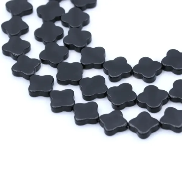 Onyx noir, trèfle, 14mm x 40cm